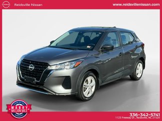 Used 2023 Nissan Kicks S image 1