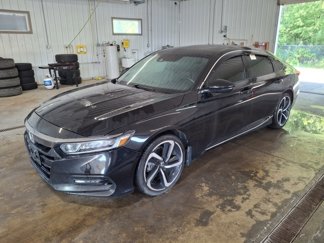 Used 2018 Honda Accord Sport image 1