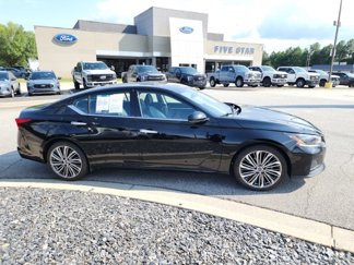 Used 2023 Nissan Altima 2.5 SL image 1