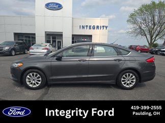Used 2017 Ford Fusion S image 1