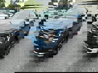 Used 2023 Kia Niro EX image 1