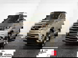 Used 2017 Toyota Highlander Limited image 1