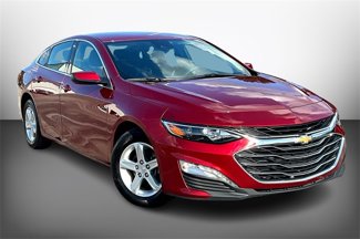 Used 2024 Chevrolet Malibu LT image 1
