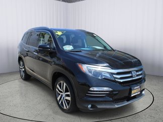 Used 2016 Honda Pilot Touring image 1