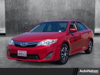 Used 2012 Toyota Camry LE image 1