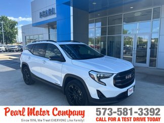 Used 2021 GMC Terrain SLT w/ Elevation Edition image 1