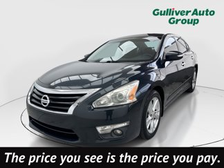 Used 2015 Nissan Altima 2.5 SV w/ Convenience Package image 1