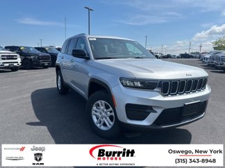 New 2025 Jeep Grand Cherokee Laredo w/ Luxury Tech Group I image 1