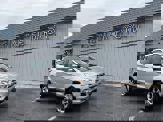 Used 2019 Ford Escape SE image 1
