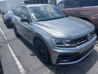 Used 2021 Volkswagen Tiguan SE R-Line image 1