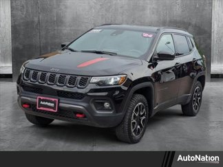 Used 2024 Jeep Compass Trailhawk image 1