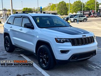 Used 2017 Jeep Grand Cherokee Trailhawk image 1