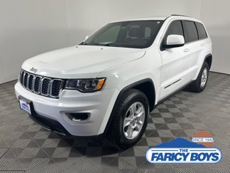 Used 2017 Jeep Grand Cherokee Laredo image 1