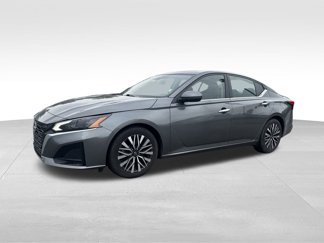 Used 2023 Nissan Altima 2.5 SV image 1