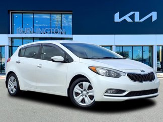 Used 2016 Kia Forte LX image 1