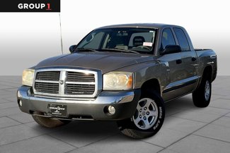 Used 2005 Dodge Dakota SLT image 1