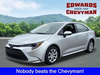 Used 2024 Toyota Corolla LE image 1