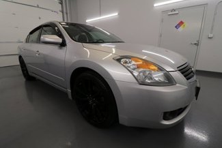 Used 2009 Nissan Altima 2.5 S w/ Convenience Pkg image 1