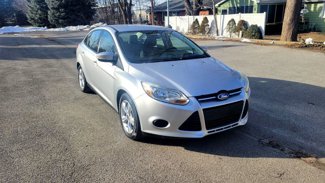 Used 2013 Ford Focus SE w/ SE Winter Pkg image 1
