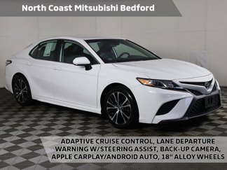 Used 2020 Toyota Camry SE image 1
