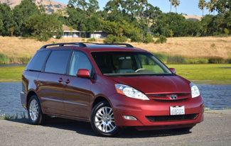 Used 2009 Toyota Sienna image 1