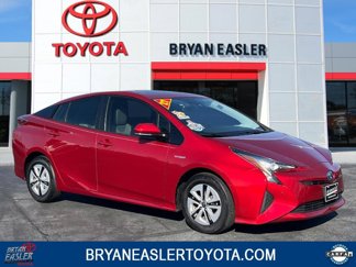 Used 2017 Toyota Prius Four image 1