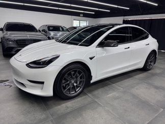 Used 2021 Tesla Model 3 Standard Range Plus image 1