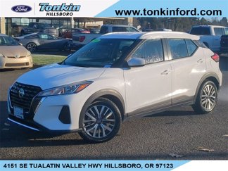 Used 2021 Nissan Kicks SV image 1
