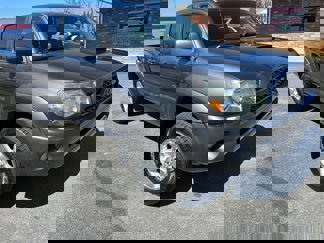 Used 2011 Toyota Tacoma 4x4 Double Cab w/ TRD Sport Pkg image 1