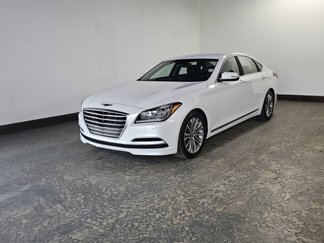 Used 2015 Hyundai Genesis 3.8 image 1