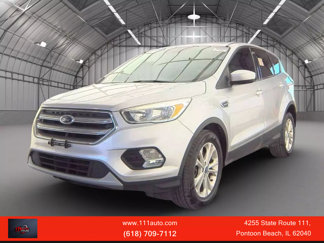 Used 2017 Ford Escape SE image 1