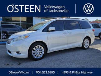Used 2013 Toyota Sienna Limited image 1