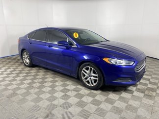 Used 2016 Ford Fusion SE image 1