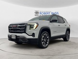 Used 2025 GMC Terrain Elevation w/ Elevation Premium Package image 1