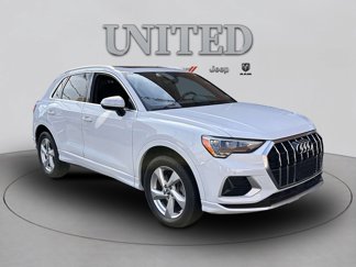 Used 2019 Audi Q3 2.0T Premium w/ Convenience Package image 1