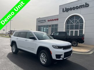 New 2025 Jeep Grand Cherokee L Laredo image 1