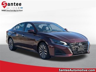 Used 2023 Nissan Altima 2.5 SV image 1