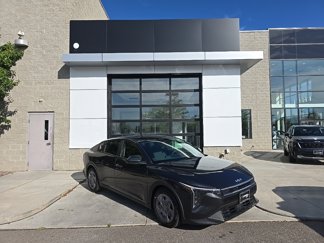 New 2025 Kia K4 LX image 1