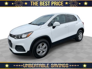 Certified 2022 Chevrolet Trax LS w/ Tint and Cruise Package image 1