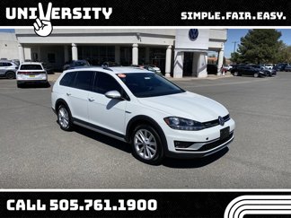 Used 2019 Volkswagen Golf Alltrack S image 1