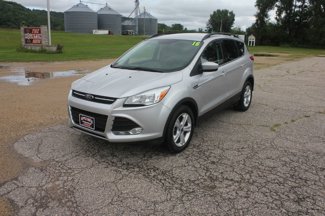 Used 2016 Ford Escape SE w/ Equipment Group 201A image 1