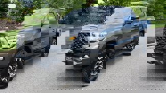 Used 2020 Toyota Tacoma TRD Off-Road image 1