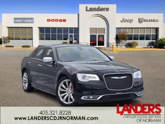 Used 2018 Chrysler 300 Limited image 1