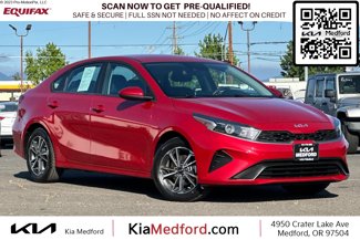 Used 2023 Kia Forte LXS image 1