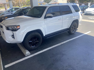Used 2016 Toyota 4Runner SR5 Premium image 1