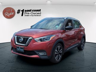 Used 2018 Nissan Kicks SR image 1