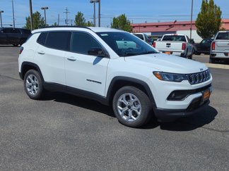 New 2025 Jeep Compass Latitude image 1