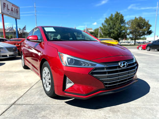 Used 2020 Hyundai Elantra SE image 1