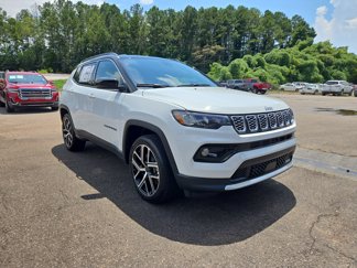 New 2025 Jeep Compass Limited image 1