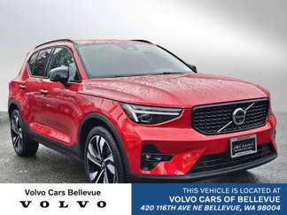 Used 2024 Volvo XC40 B5 Plus w/ Protection Package Premier image 1